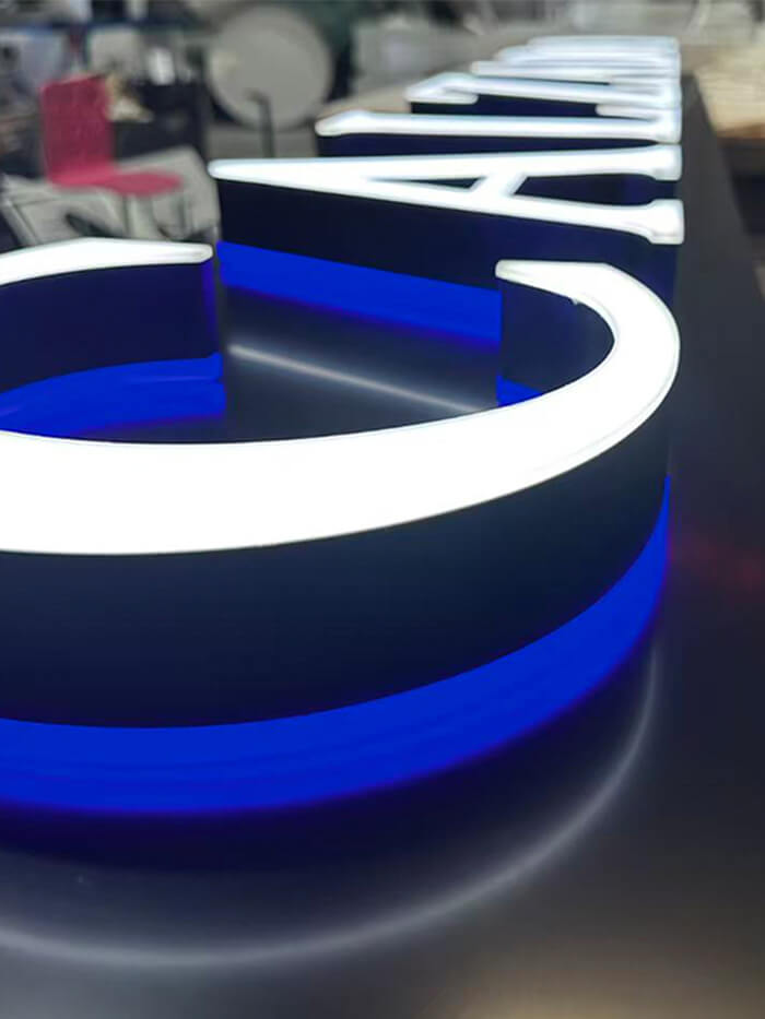 Rótulos Rótulo con doble iluminación